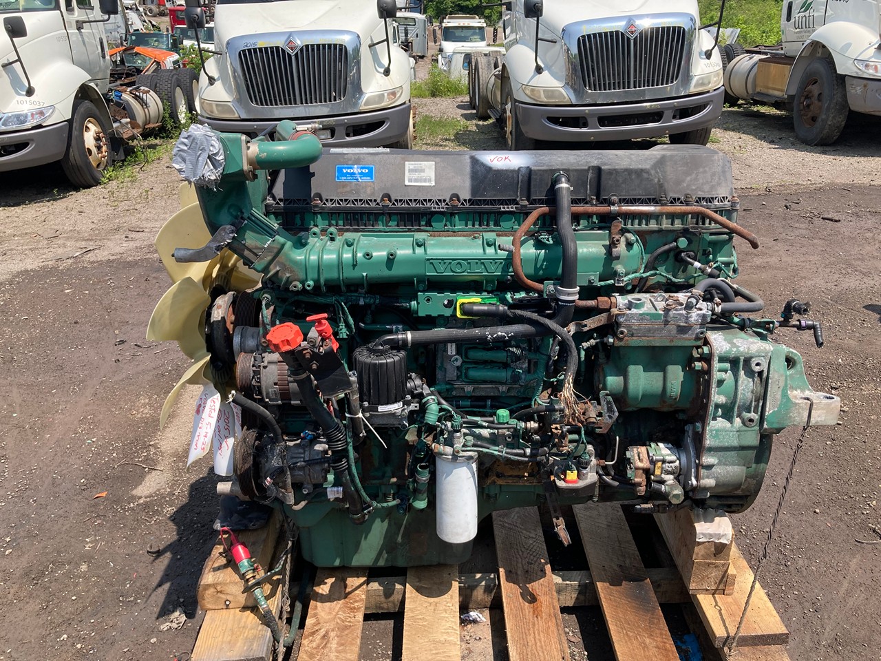 2015 Volvo D13 425hp Electronic Diesel Engine